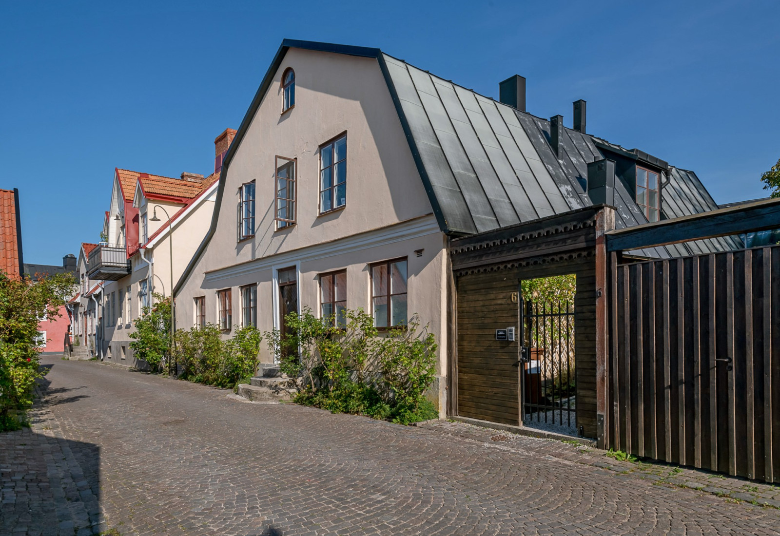  Vårdklockegatan 6 och 8