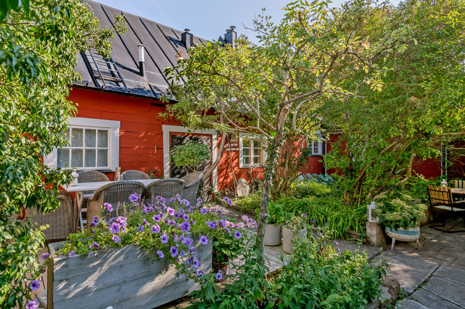  Vårdklockegatan 6 och 8