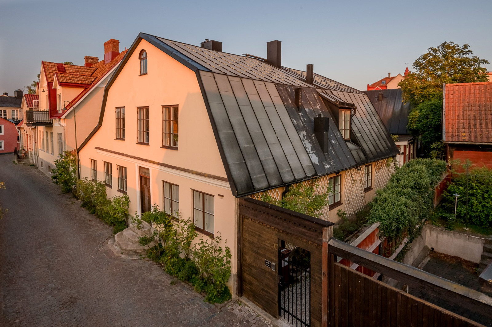  Vårdklockegatan 6 och 8