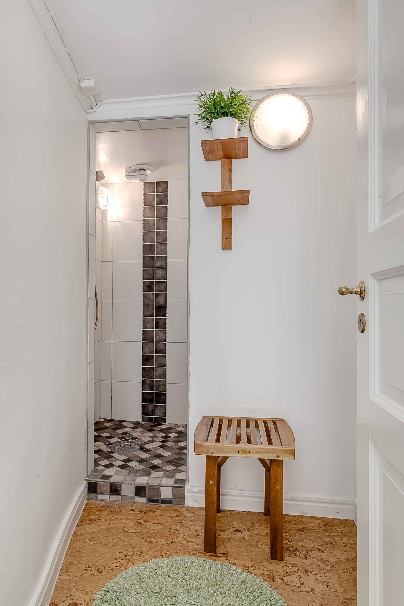 7 Vårdklockegatan 6 och 8