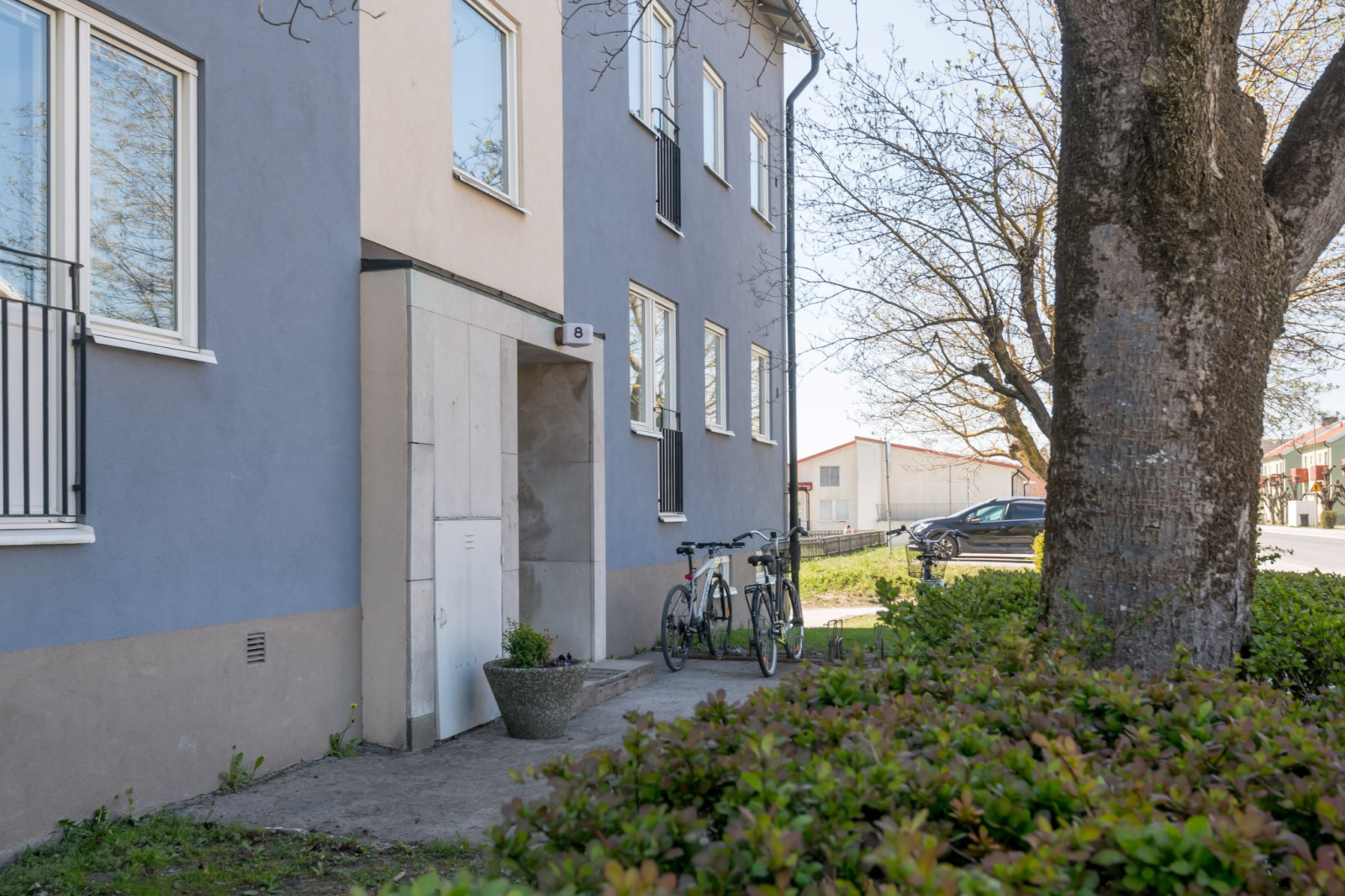  Lännavägen 8