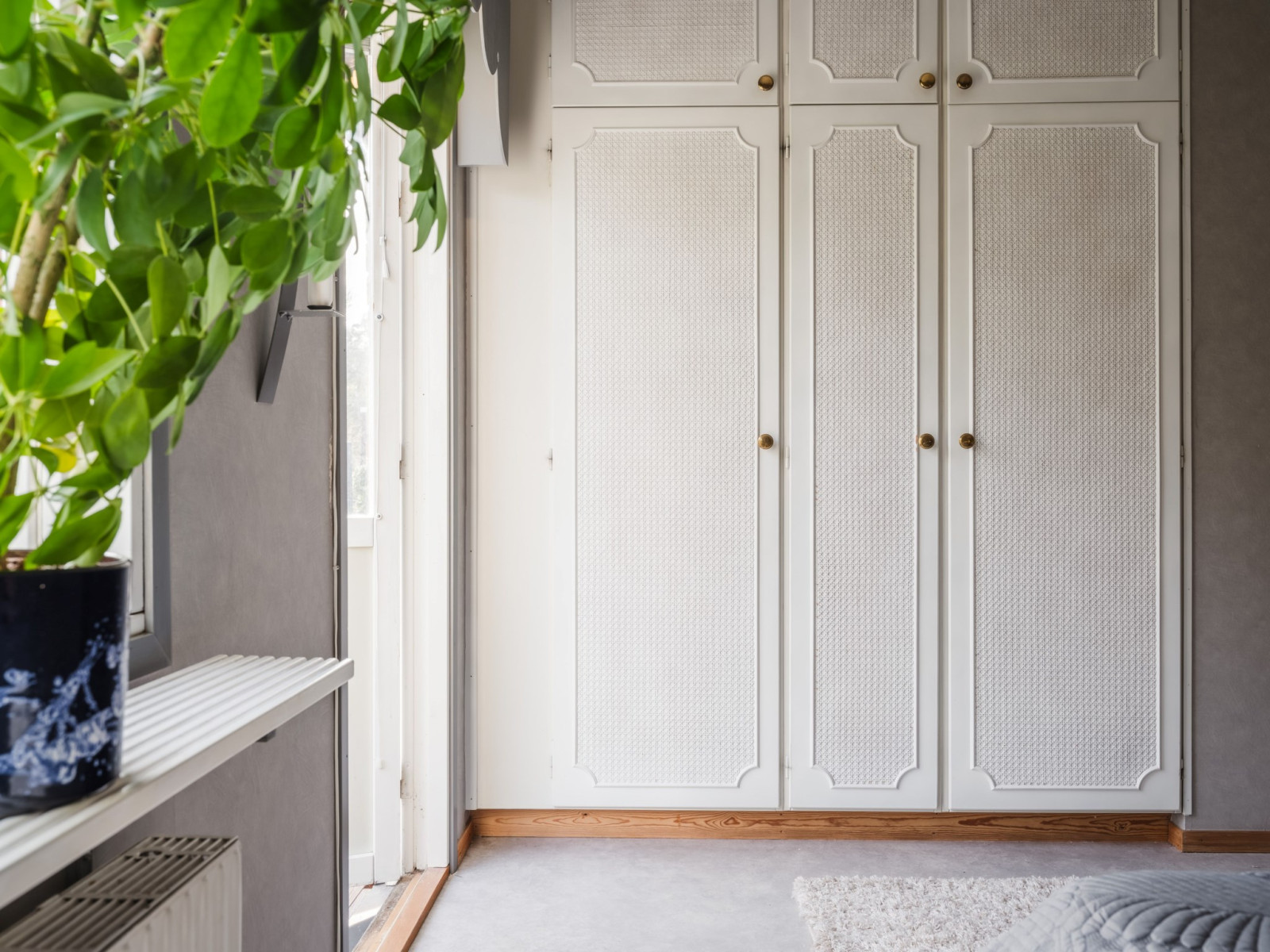 Bottenplan: Sovrum 1 Master bedroom med garderobsvägg Sojdegatan 5
