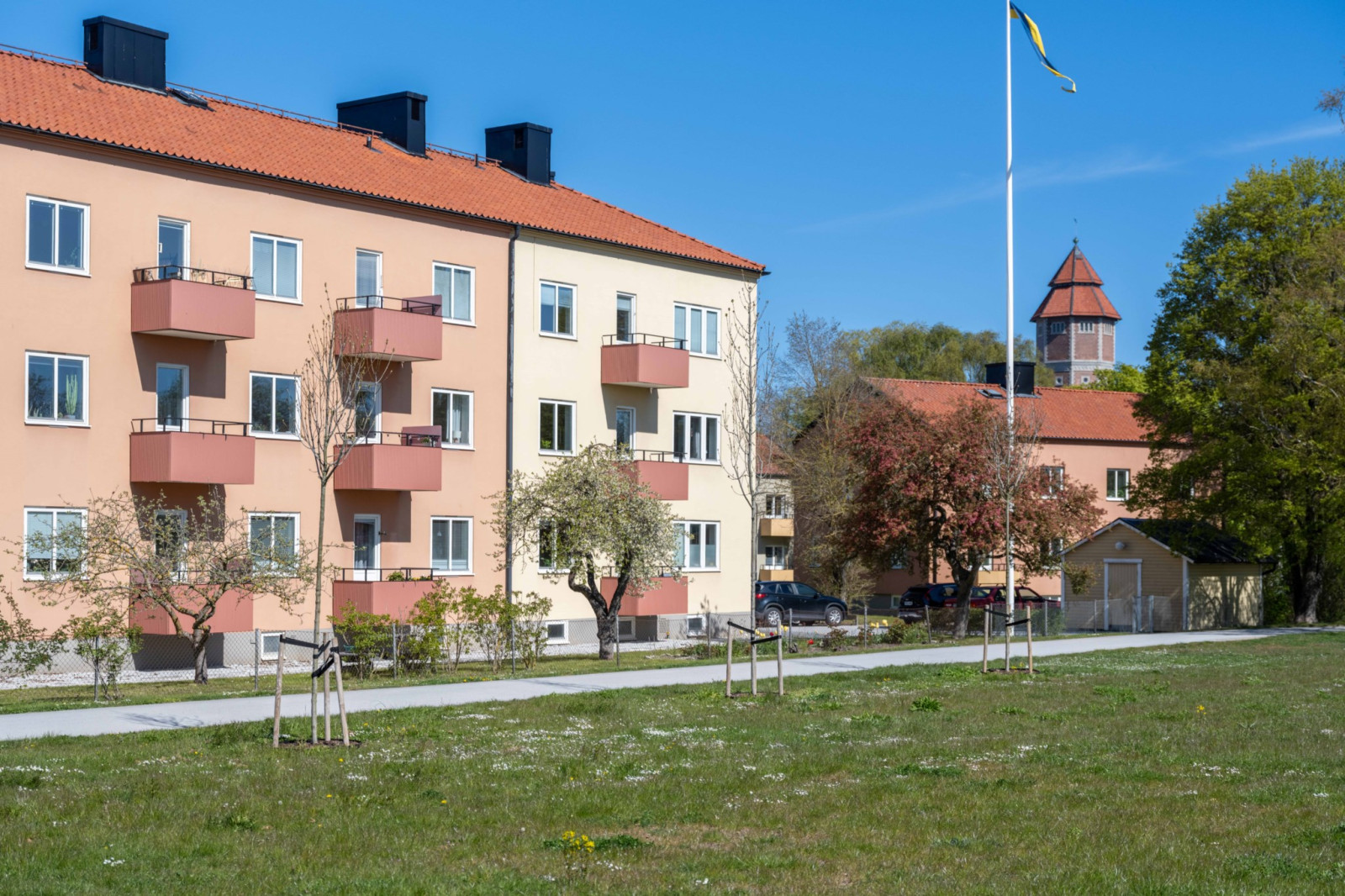 Lännaplan 1E