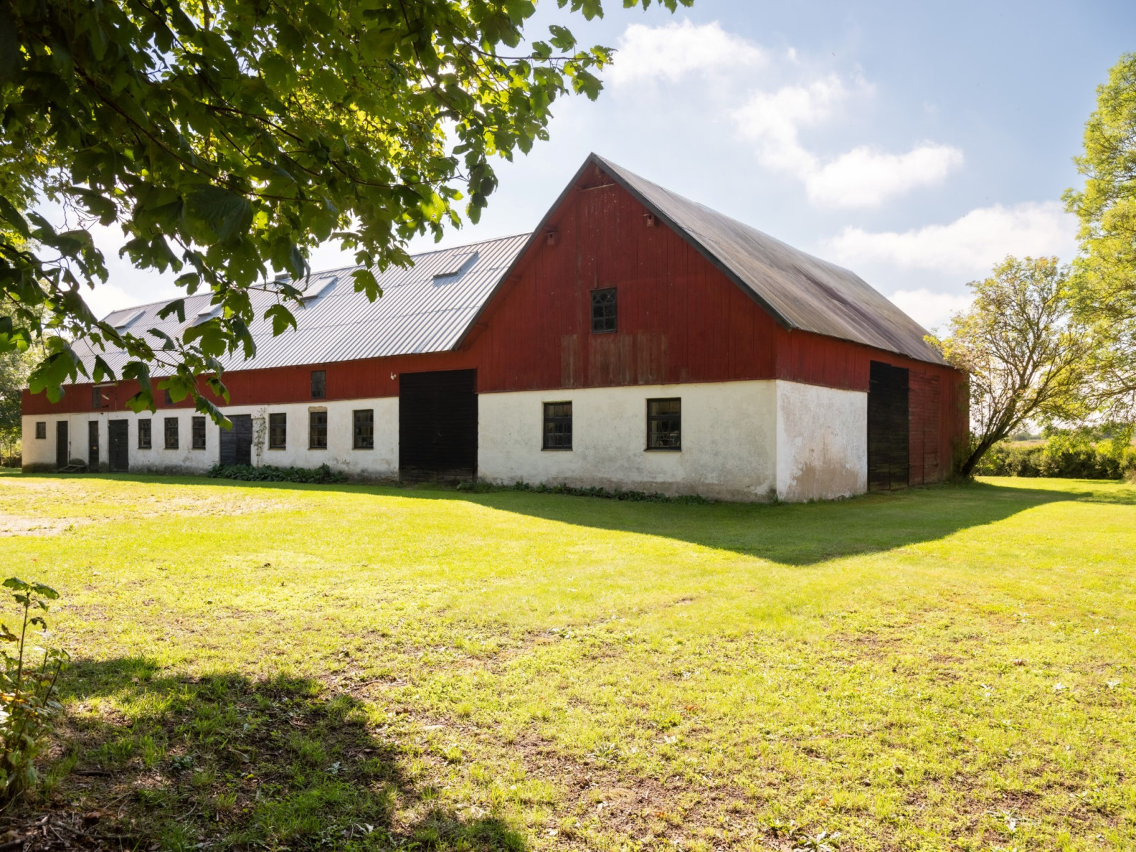 F d ladugård men stora förvaringsutrymmen Havdhem Stora Hajslunds 616