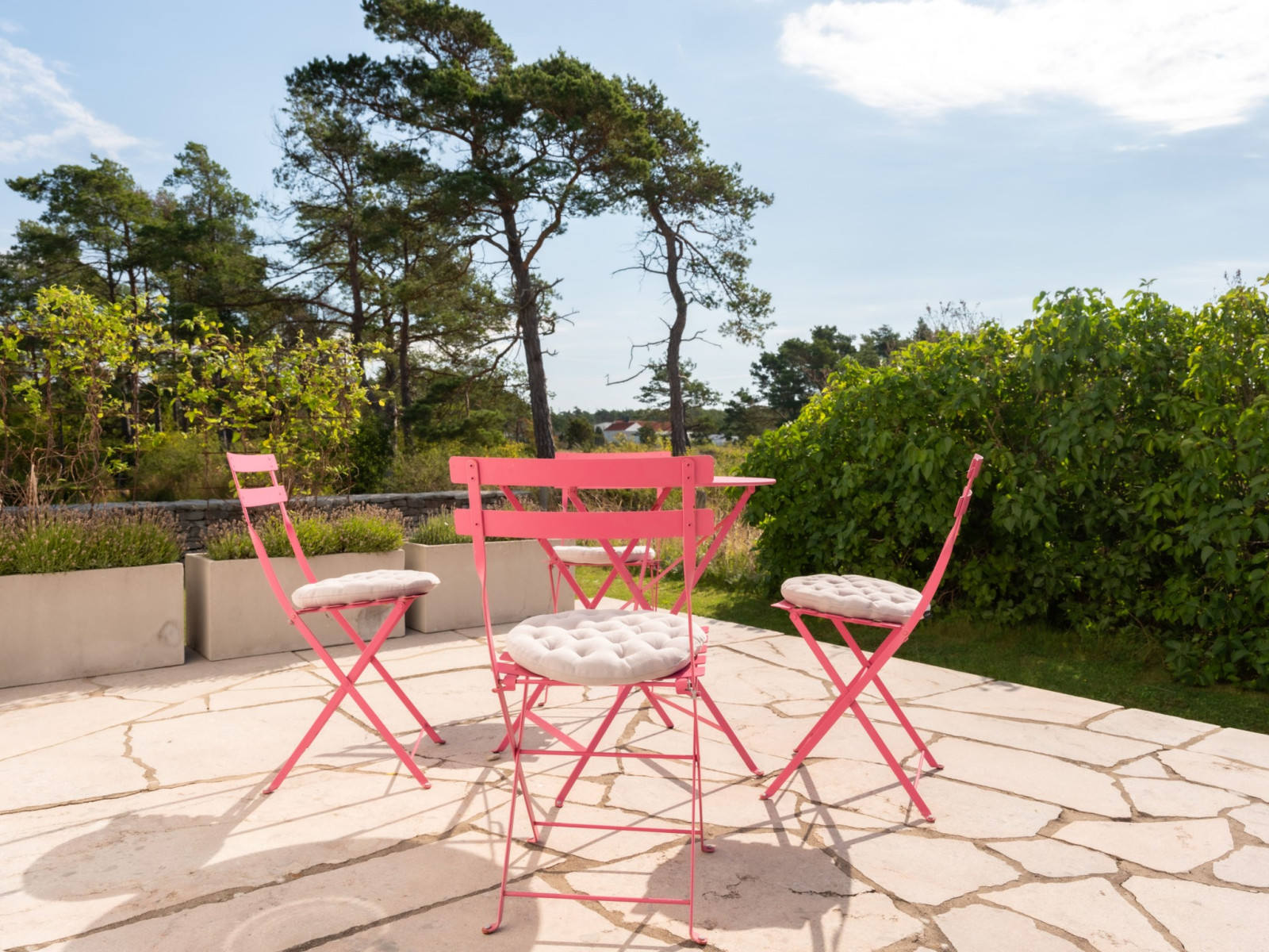 Frukosthörna söderterrass. Sanda Havsstigen 12