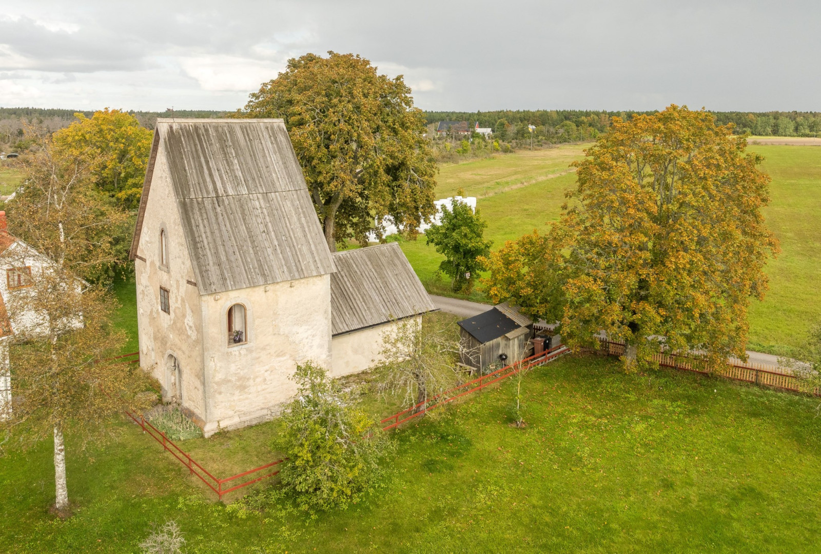 Ett sällsynt och välbevarat medeltida stenhus Fole Vatlings 121