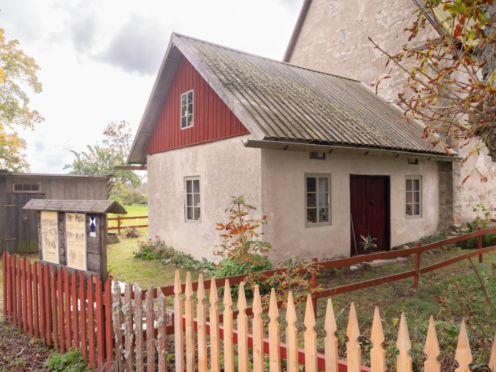 Den moderna bostadsdelen, i tillbygge från mitten av 1700-talet Fole Vatlings 121