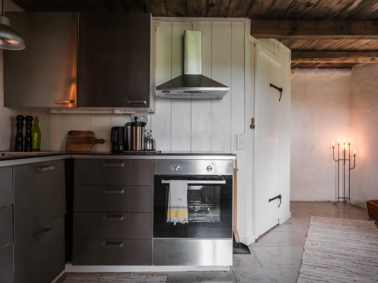 Bostad bottenvåning med köksavdelning Fole Vatlings 121