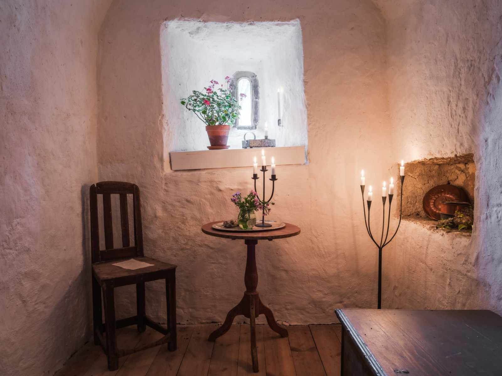 Liten ljusglimt i kammaren Fole Vatlings 121