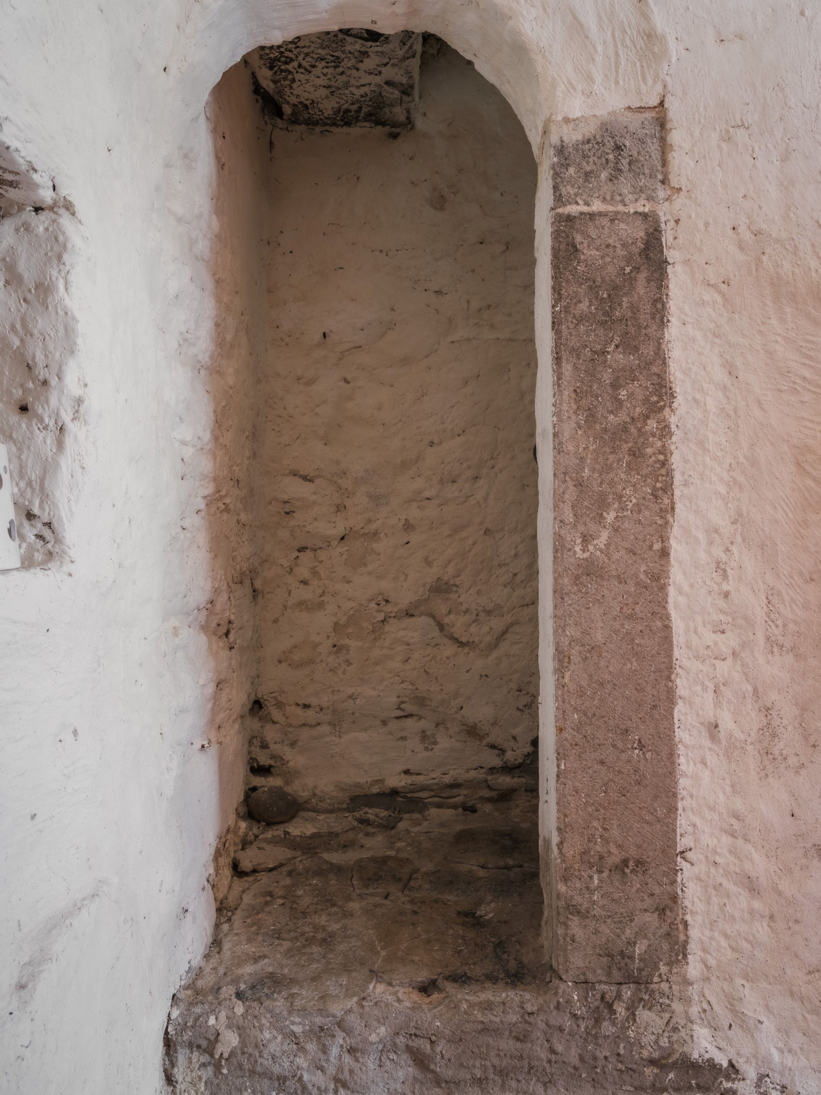 Förstugan med port till stentrappan till de övre planen Fole Vatlings 121