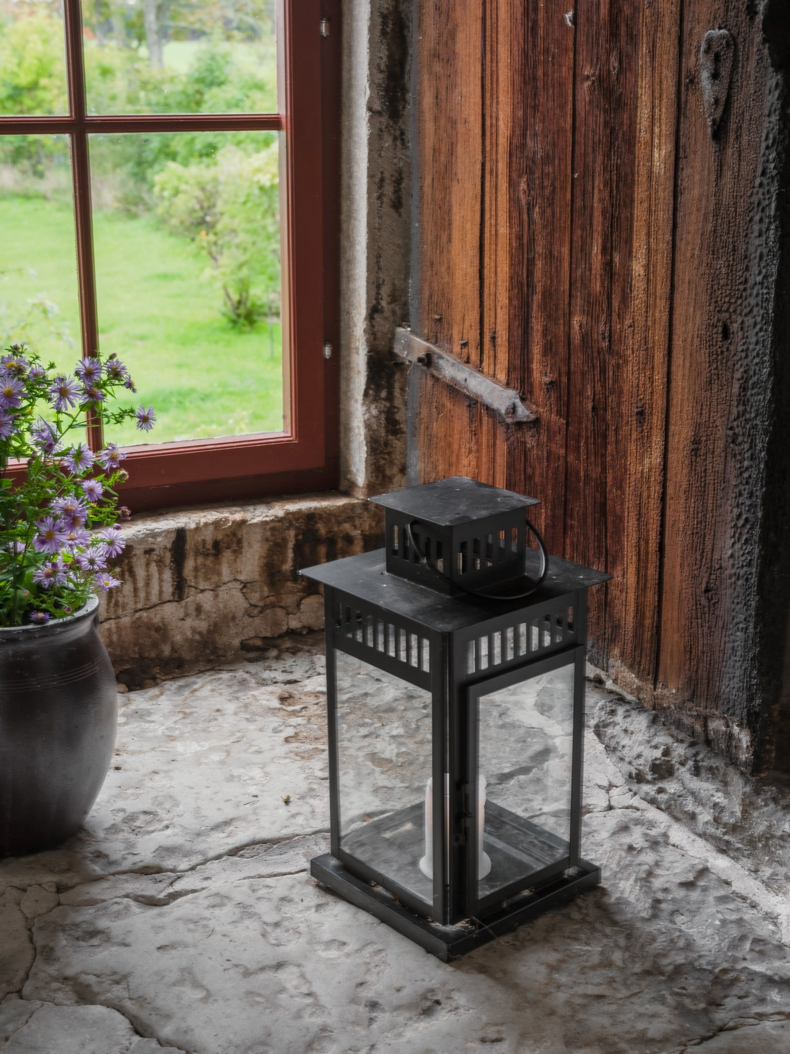 Fönsternisch i hallen mellanvåningen Fole Vatlings 121