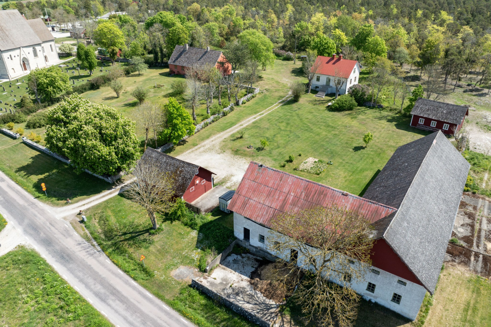  Endre Prästgården 405