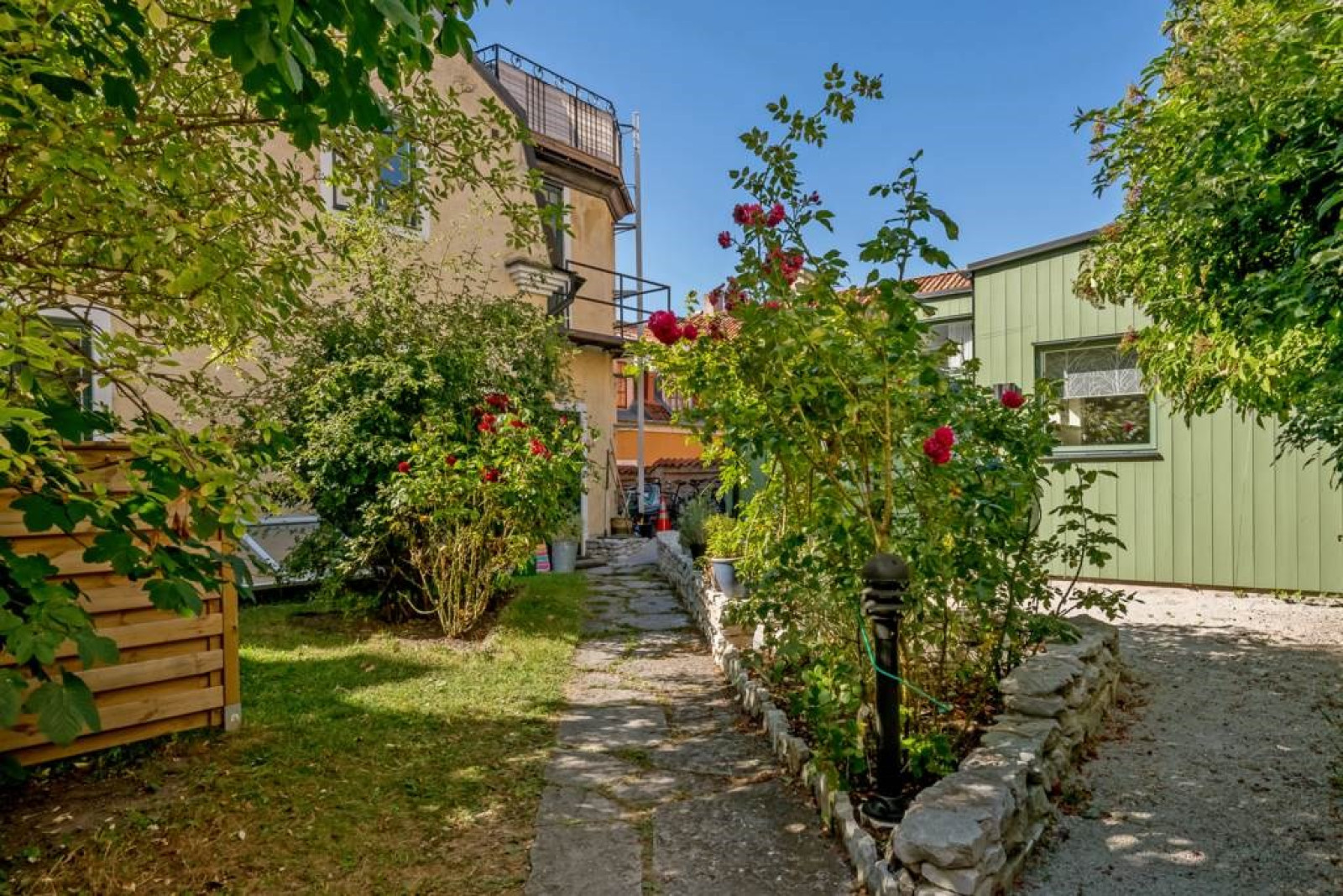 Lågupplöst Mellangatan 52