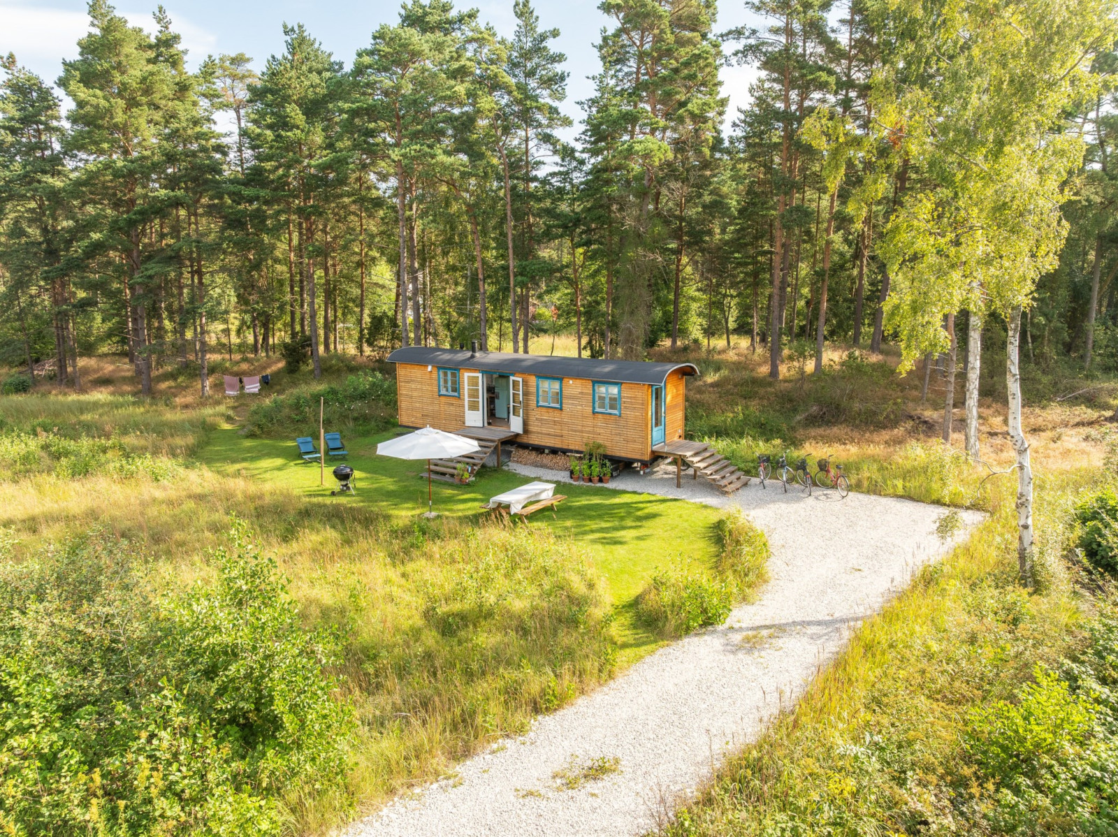 Tillfälligt uppställd vagn som inte ingår i försäljningen Fårö Ödehoburga 1420